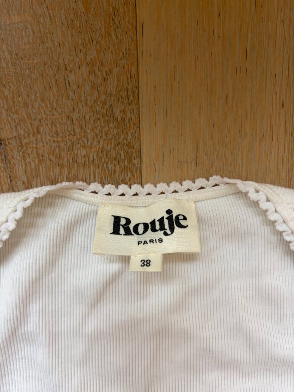 Rouje | Femme Shirt | Long Sleeve with Red Rose | Size 38 - Picture 3 of 5